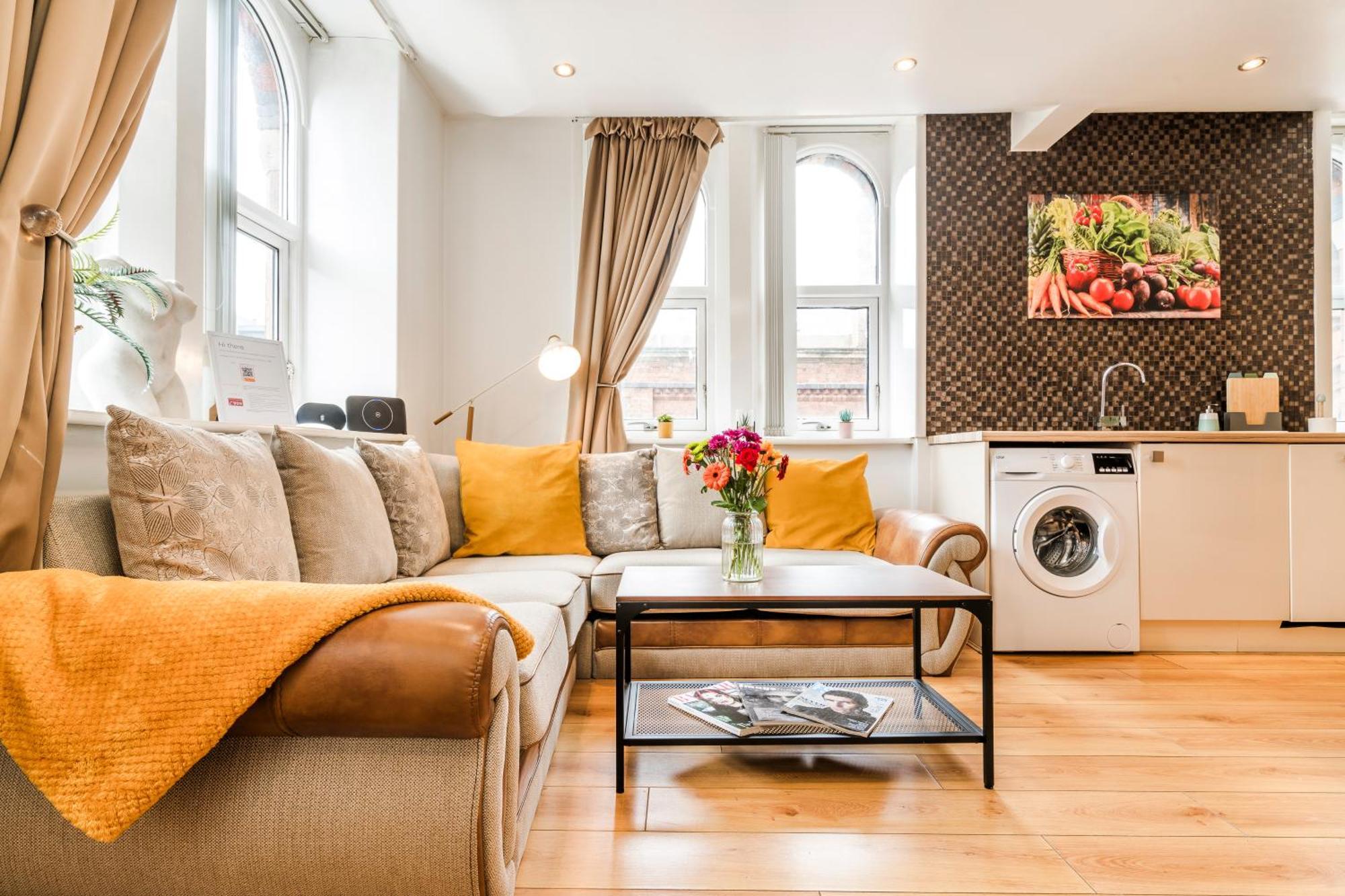 Cavern Quarters, Beautiful Two Bedroom City Centre Apartment By Garudy Serviced Apartments And Short Lets - Perfect For Longer Stays Liverpool Ngoại thất bức ảnh