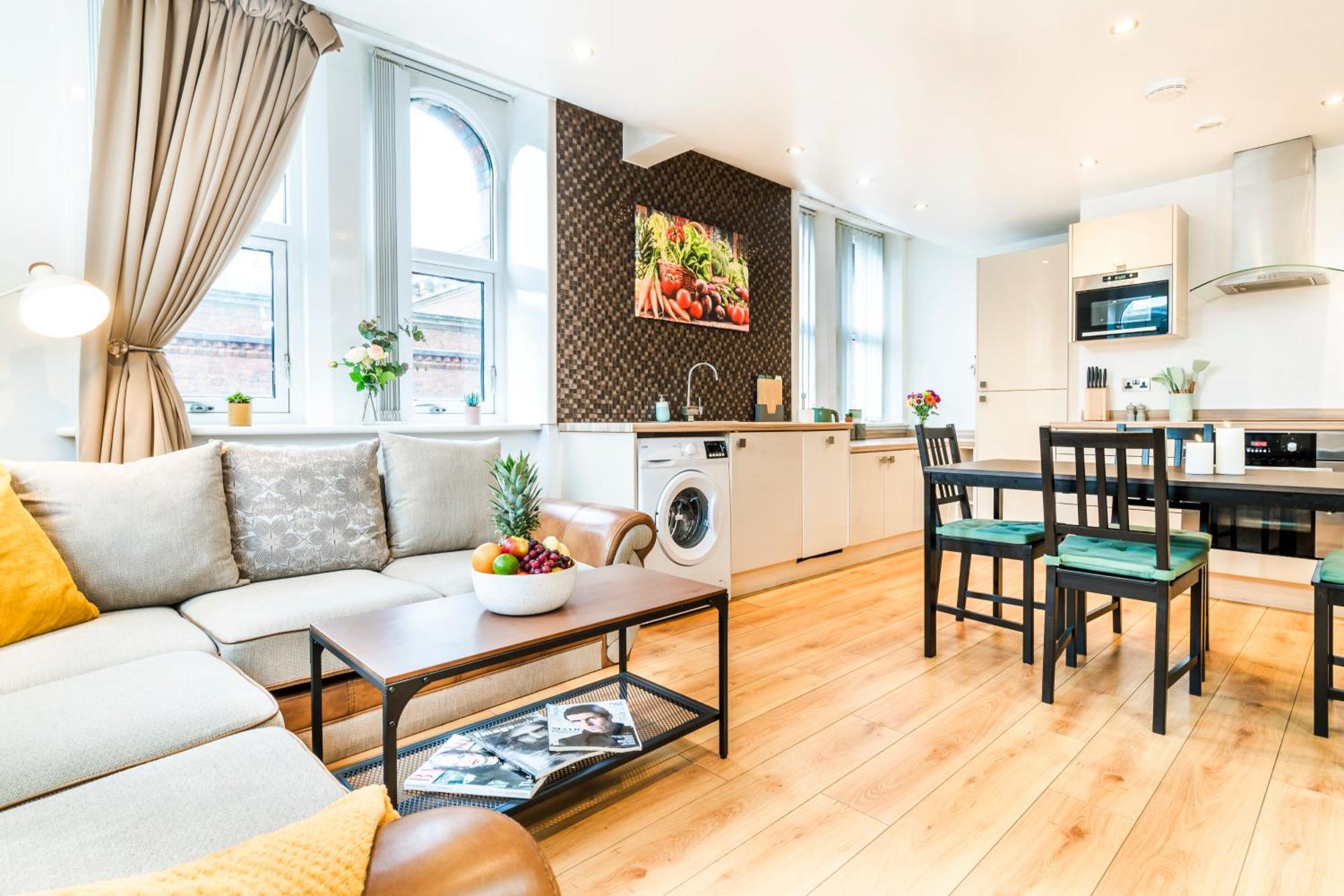 Cavern Quarters, Beautiful Two Bedroom City Centre Apartment By Garudy Serviced Apartments And Short Lets - Perfect For Longer Stays Liverpool Ngoại thất bức ảnh