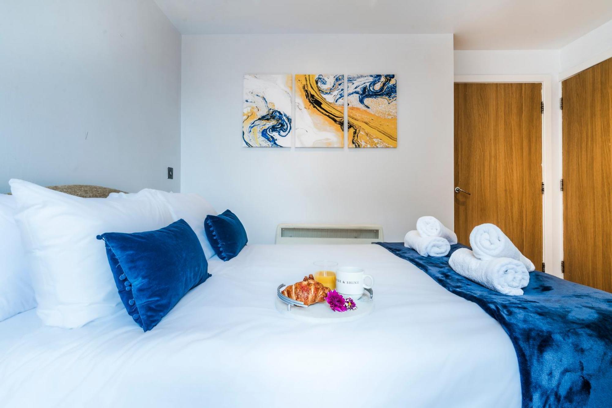 Cavern Quarters, Beautiful Two Bedroom City Centre Apartment By Garudy Serviced Apartments And Short Lets - Perfect For Longer Stays Liverpool Ngoại thất bức ảnh