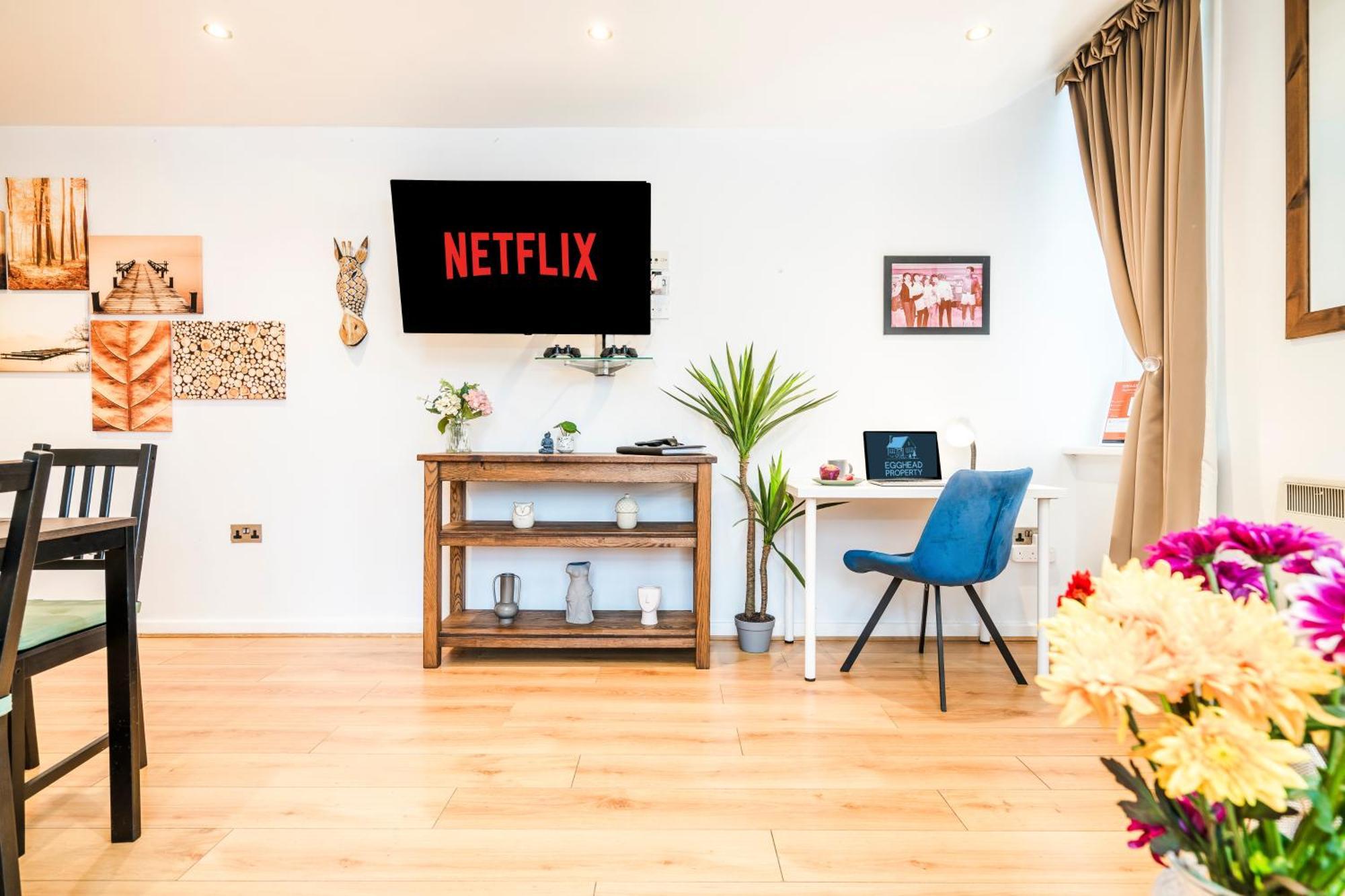 Cavern Quarters, Beautiful Two Bedroom City Centre Apartment By Garudy Serviced Apartments And Short Lets - Perfect For Longer Stays Liverpool Ngoại thất bức ảnh
